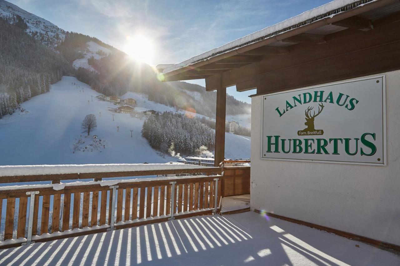 Chalet Lodge Hubertus ซาลบาคฮินเทอร์เกลมม์ ภายนอก รูปภาพ