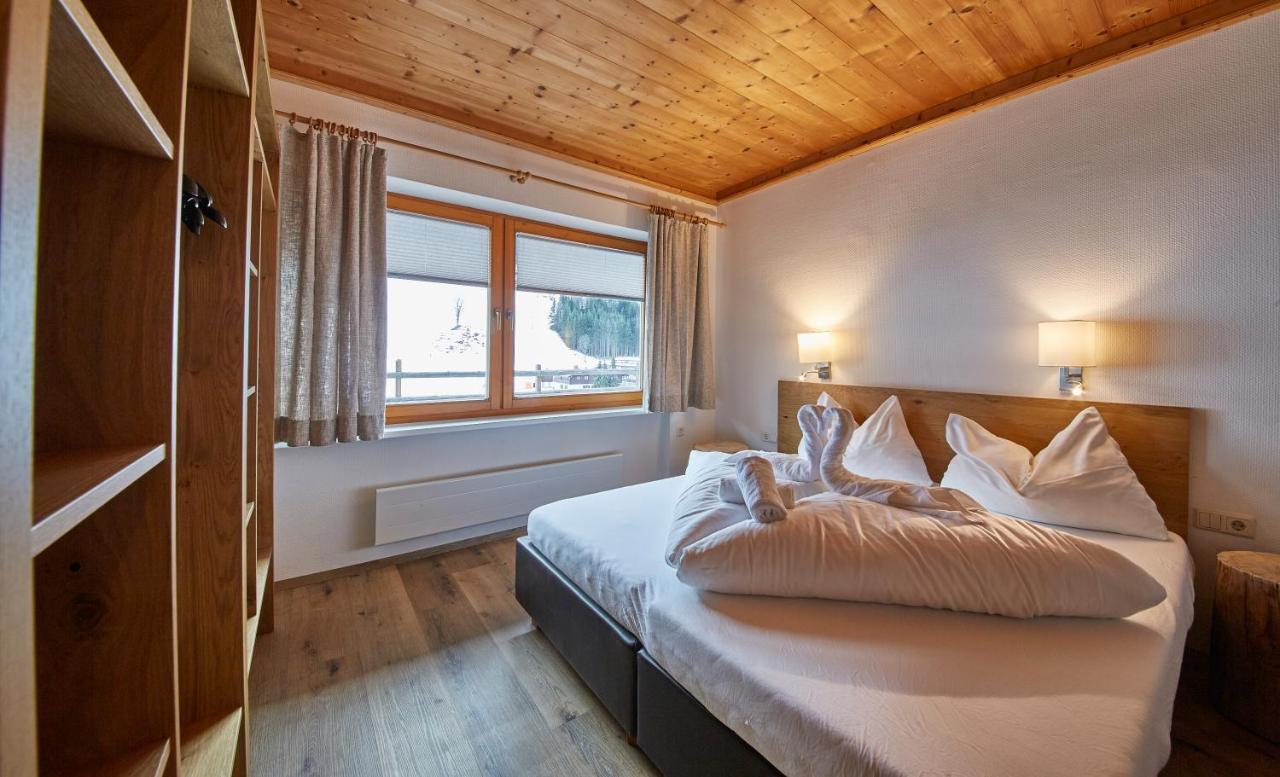 Chalet Lodge Hubertus ซาลบาคฮินเทอร์เกลมม์ ภายนอก รูปภาพ